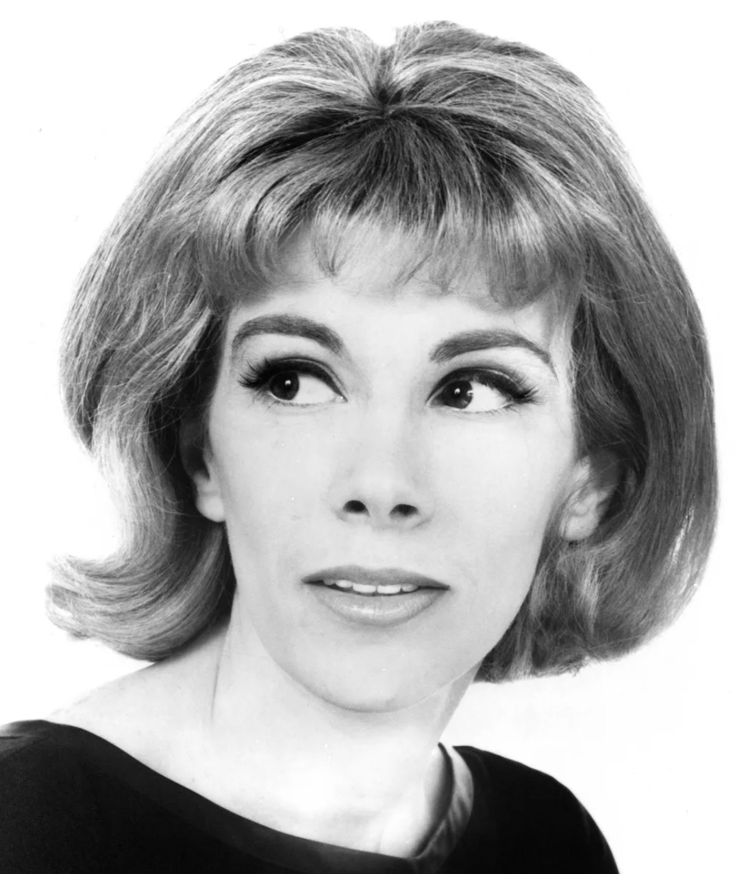 Joan Rivers – Fashion consultant at Bond Clothing Stores 